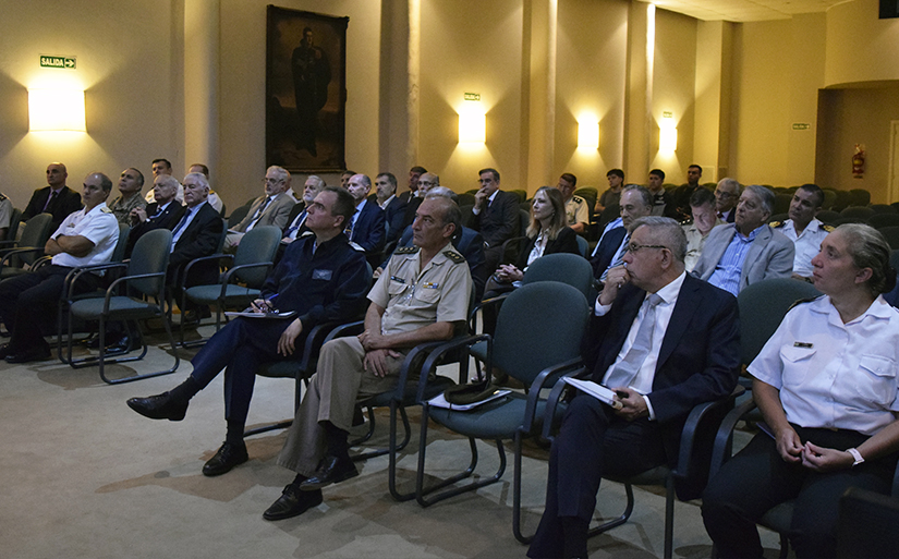 Describa la foto