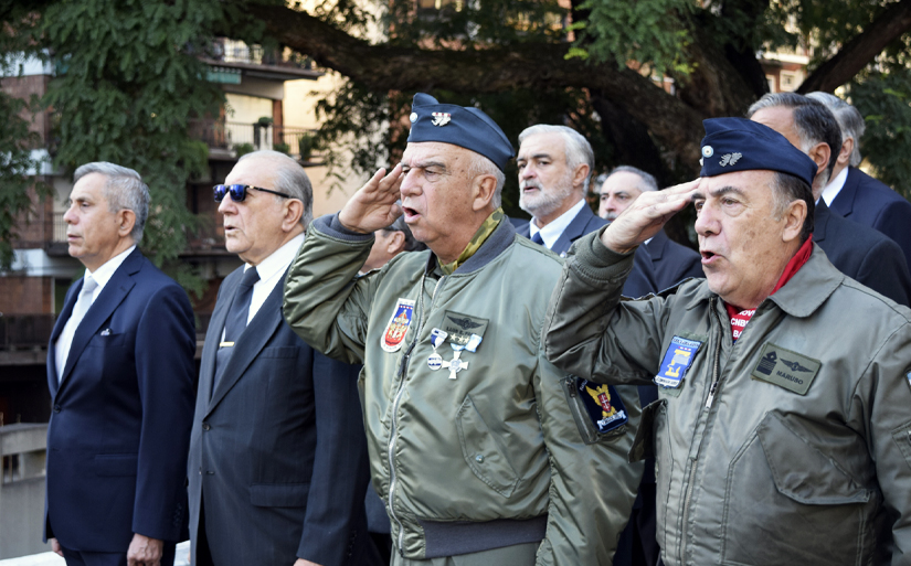 Describa la foto