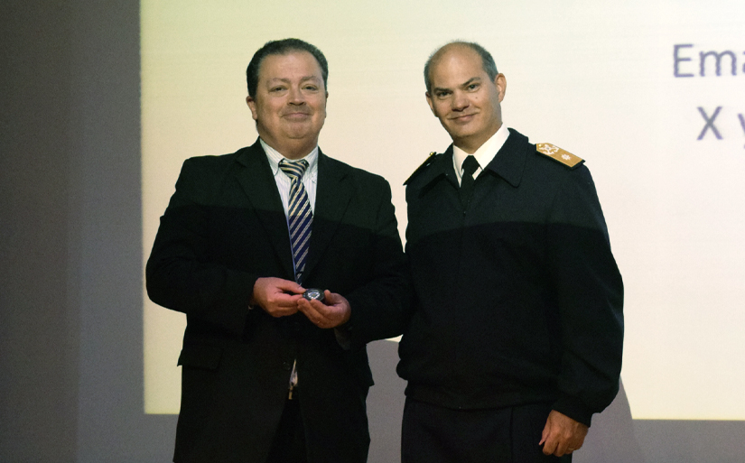 Describa la foto