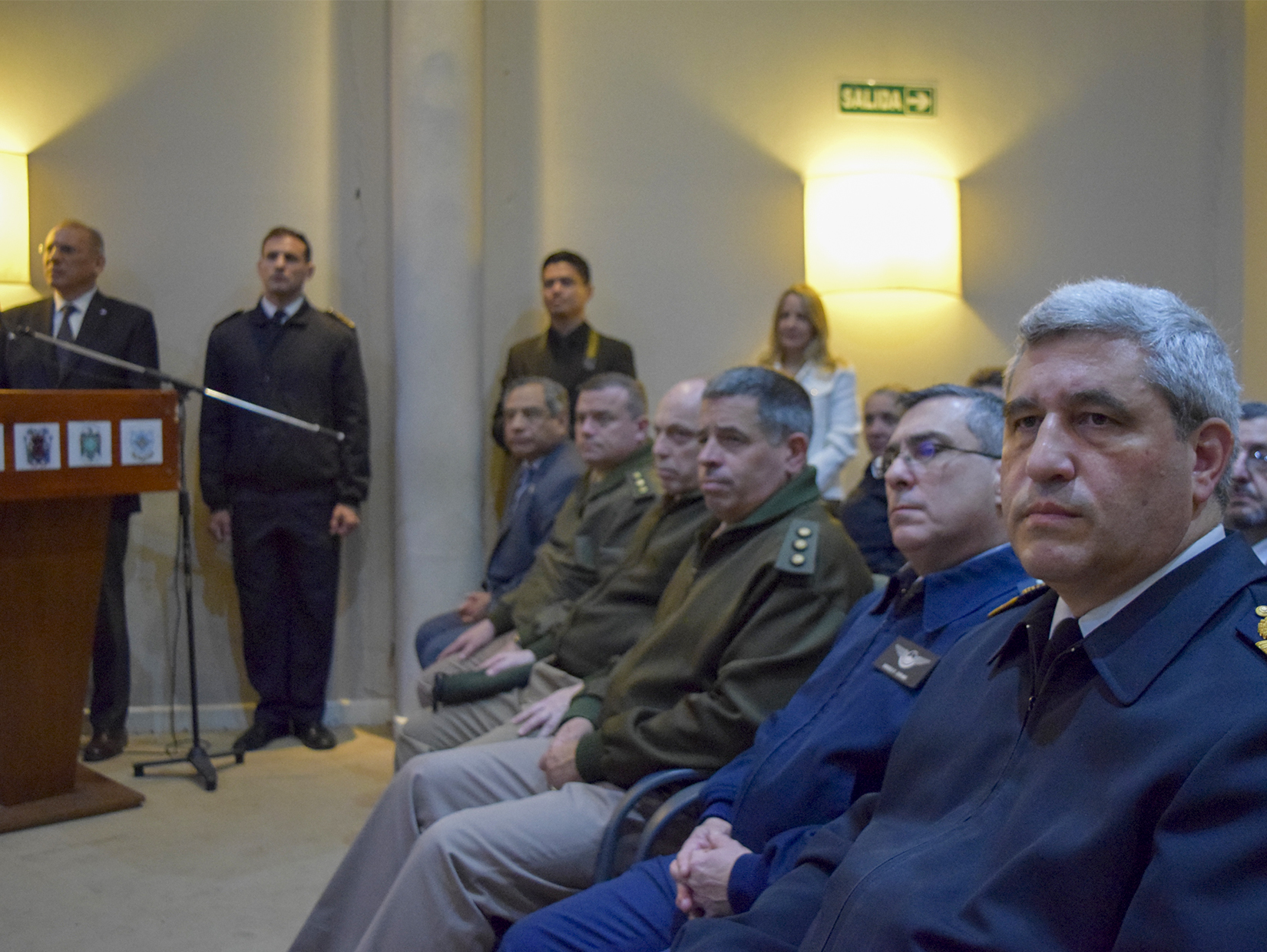 Describa la foto